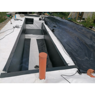 Rybníková vložka 1,5 mm široká 2 m 805V čierna